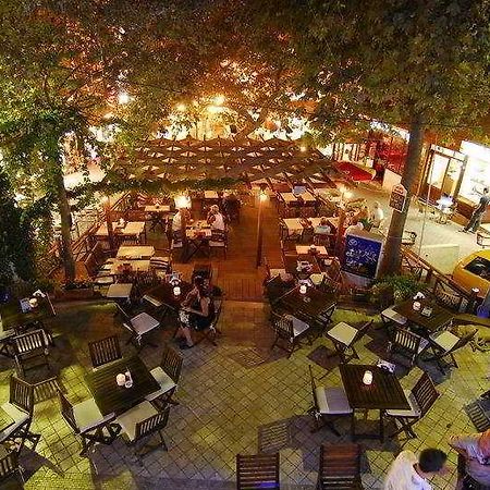 Akdeniz Apart Hotel Kuşadası Exterior photo