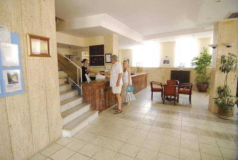Akdeniz Apart Hotel Kuşadası Exterior photo